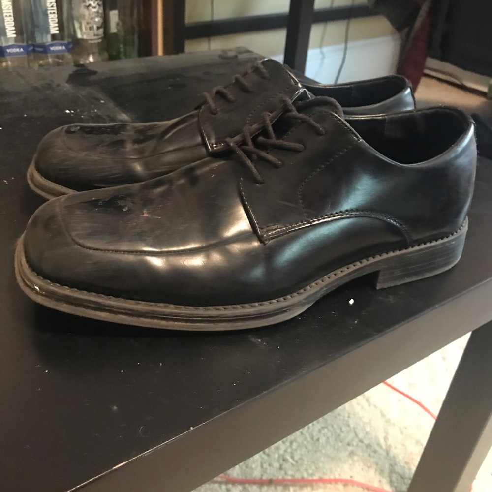Kenneth Cole Reaction dress shoes
